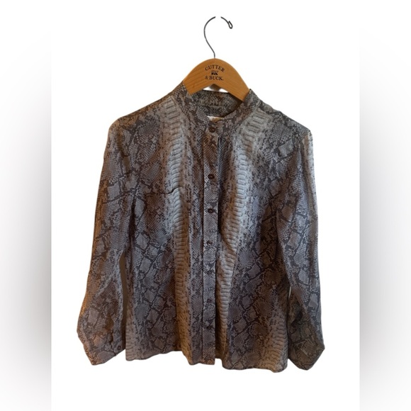 Michael Kors Button Up Shirt Size 12 Gray Black Animal Print Band Collar - Picture 1 of 13